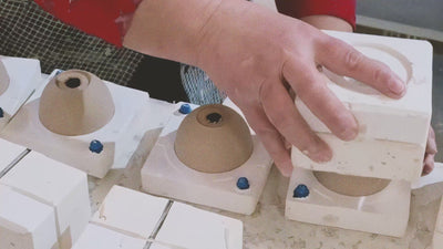 Behind the scenes clip of the crafting of the grès stoneware caps of MarMar Genova, made by hand